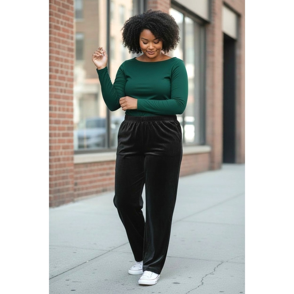 (I-263) Susan Graver Weekend Black Velour Pull-On Pants Women's M QVC New Soft